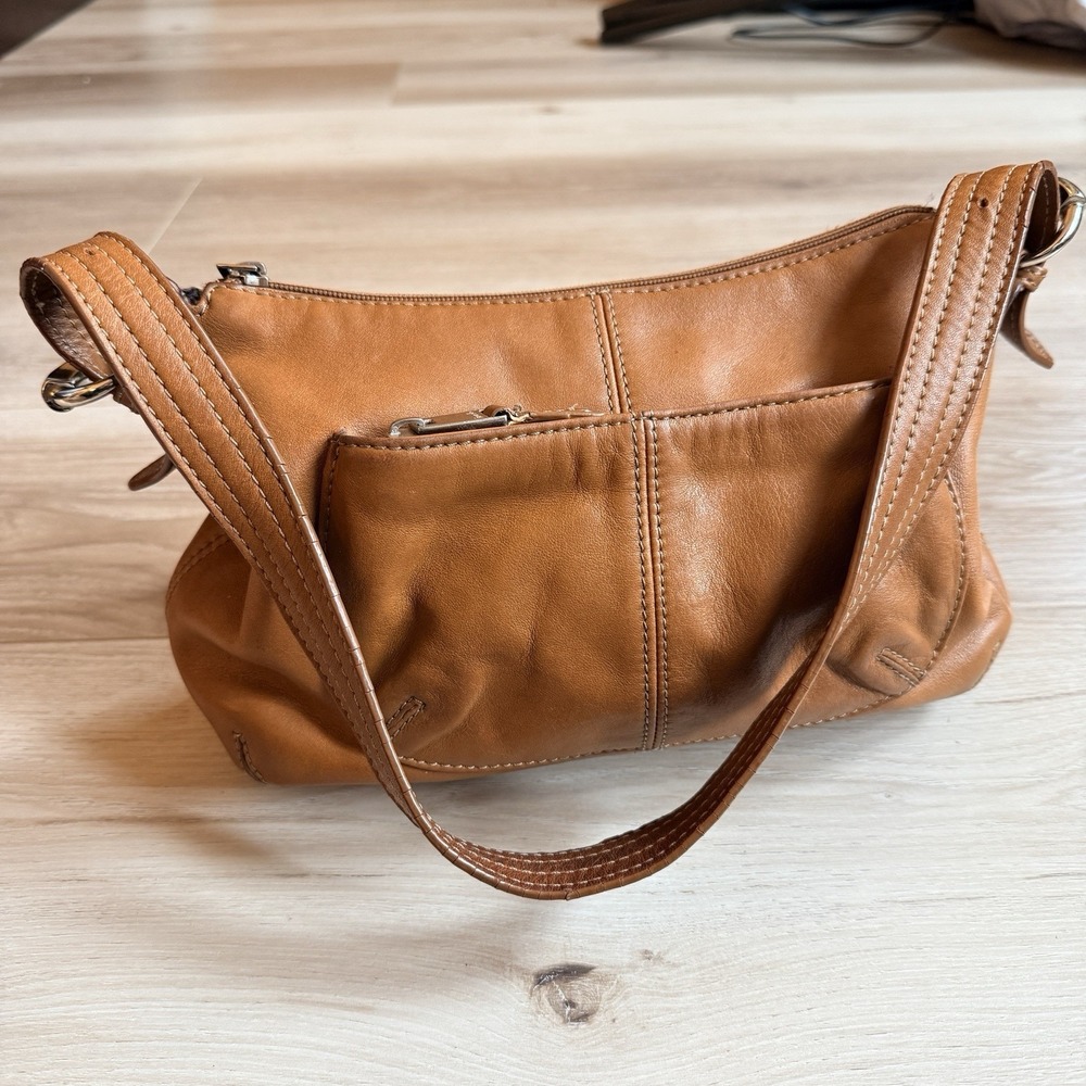 Y2K Tan Leather Shoulder Hobo Purse Tiganello Italy